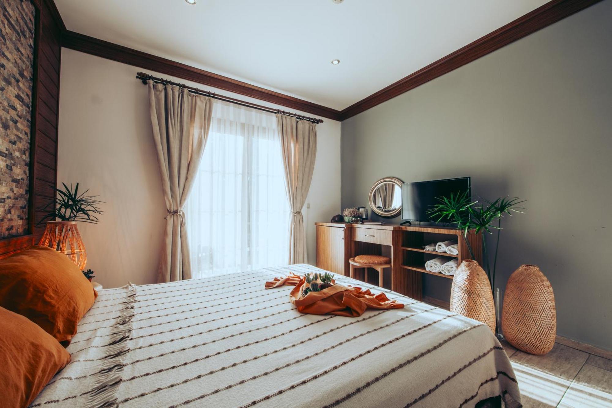 Mesken Inn Hotel เกอเจค ภายนอก รูปภาพ