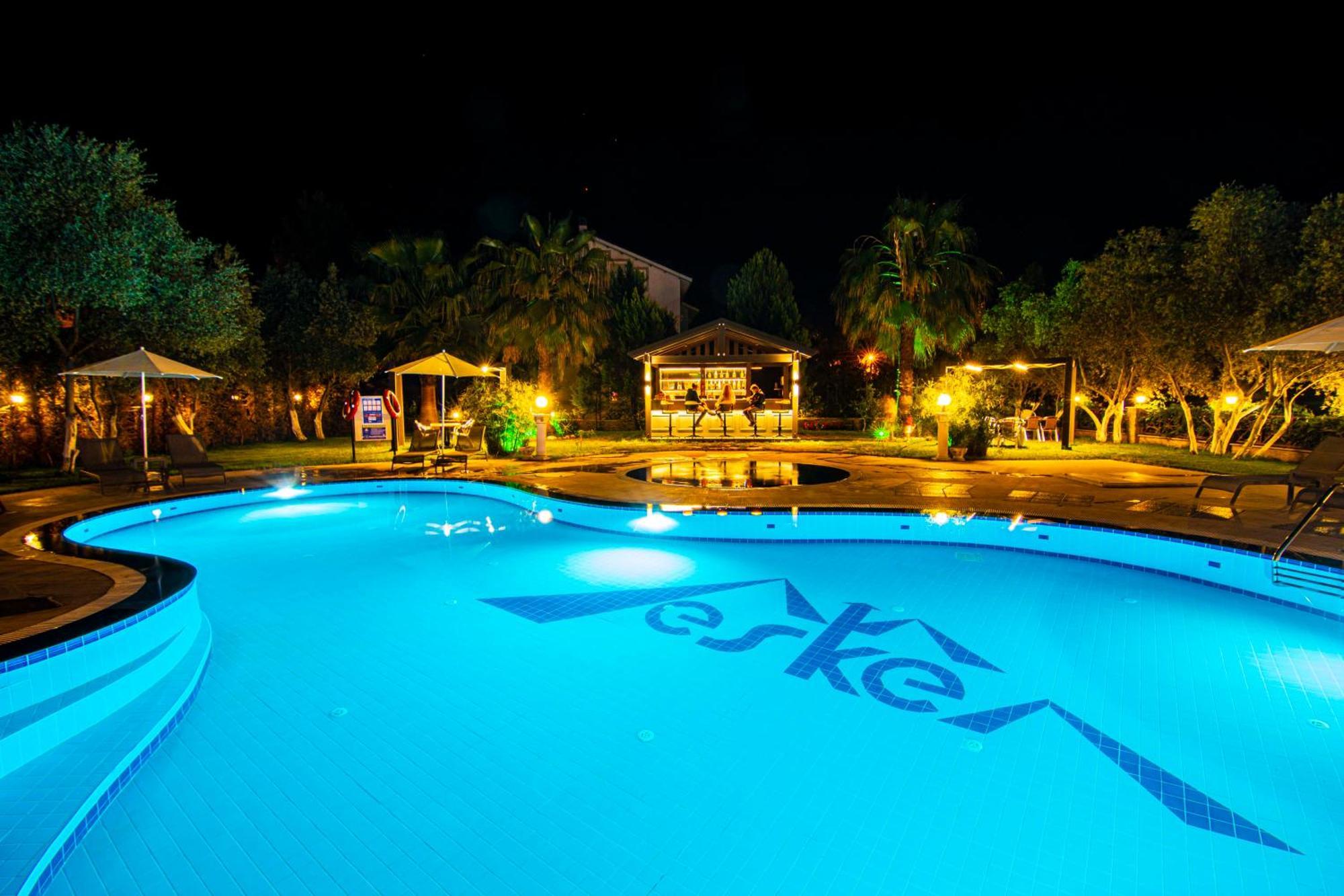 Mesken Inn Hotel เกอเจค ภายนอก รูปภาพ