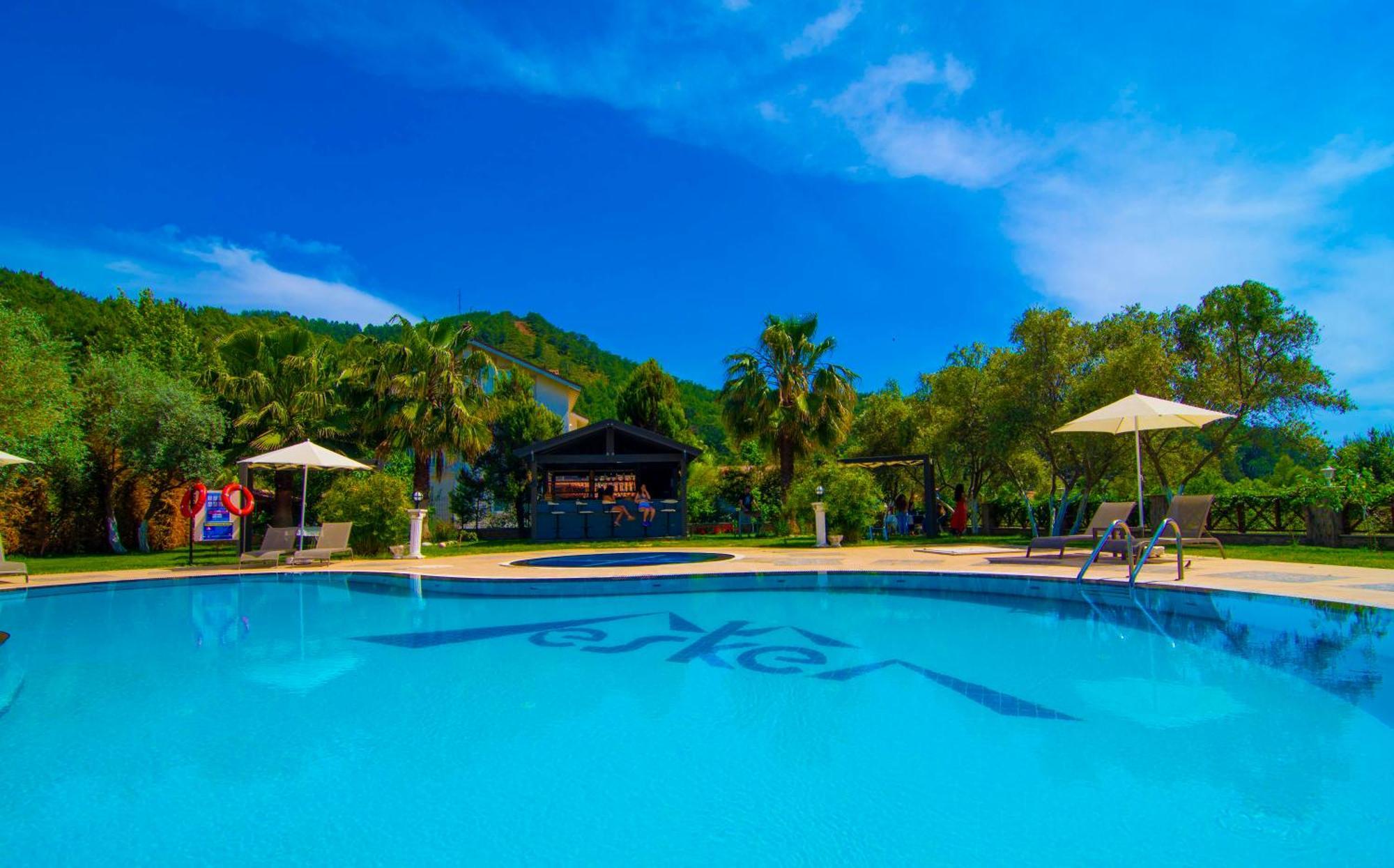 Mesken Inn Hotel เกอเจค ภายนอก รูปภาพ